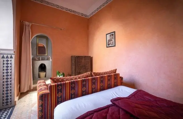 Deluxe Süit, Sigara İçilmez