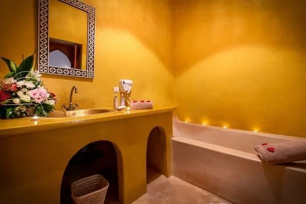 Deluxe Süit, Sigara İçilmez