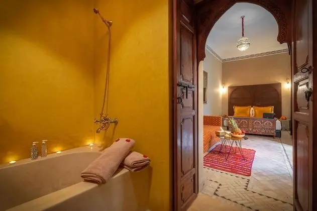 Deluxe Süit, Sigara İçilmez