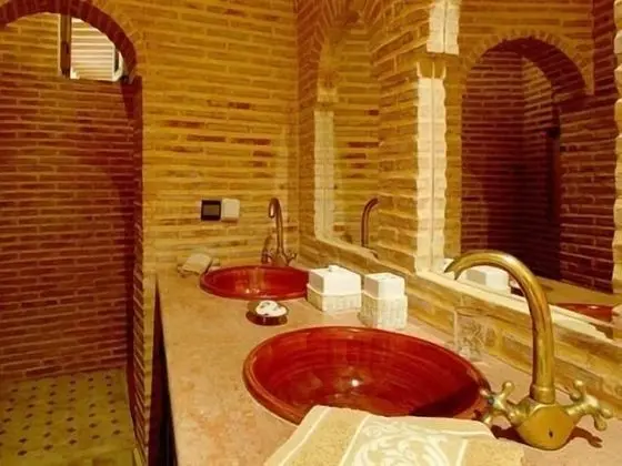 Superior Tek Büyük Yataklı Oda, Özel Banyo (Vanille)