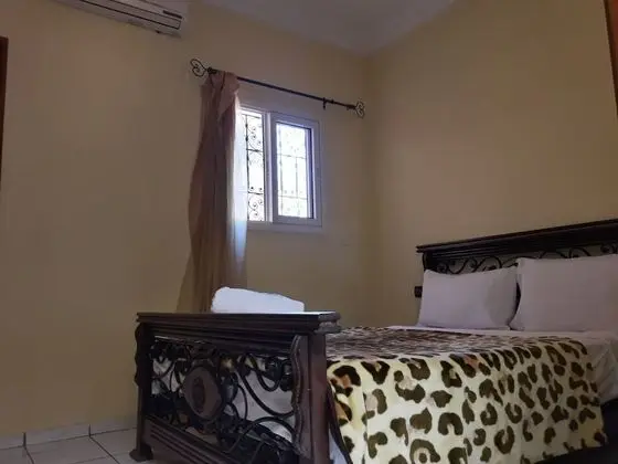 Basic Ev, 4 Yatak Odası, Havuz Manzaralı (Riad)