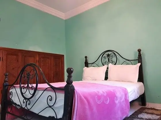 Basic Ev, 4 Yatak Odası, Havuz Manzaralı (Riad)