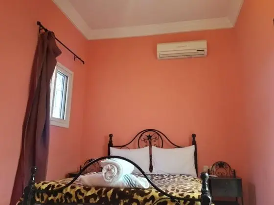 Basic Ev, 4 Yatak Odası, Havuz Manzaralı (Riad)