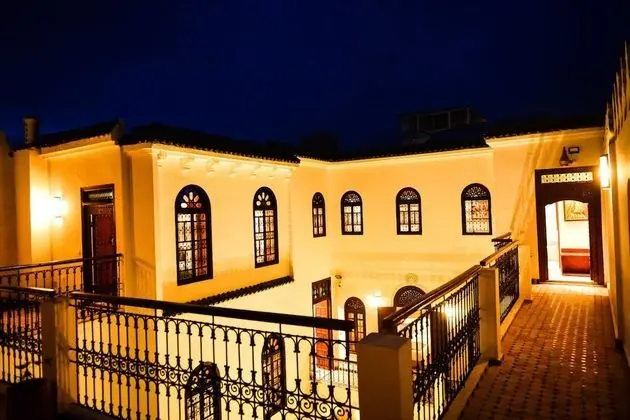 Honeymoon Tek Büyük Yataklı Oda