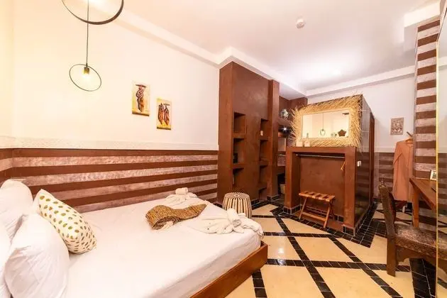 Superior Üç Kişilik Oda, Özel Banyo