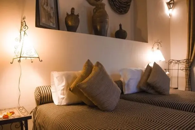 Standard Tek Büyük Yataklı Oda