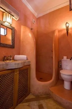 Comfort Tek Büyük veya İki Ayrı Yataklı Oda