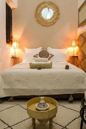 Tek Büyük Yataklı Oda (Fes)