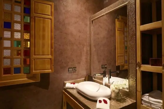 Superior Tek Büyük veya İki Ayrı Yataklı Oda