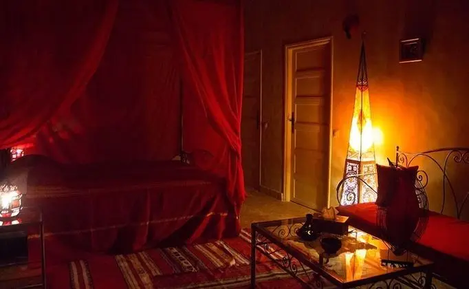 Comfort Üç Kişilik Oda, 1 Çift Kişilik Yatak, Özel Banyo, Havuz Manzaralı