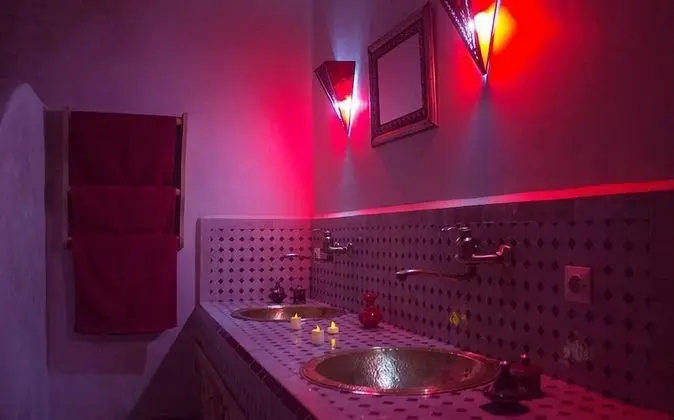 Comfort Üç Kişilik Oda, 1 Çift Kişilik Yatak, Özel Banyo, Havuz Manzaralı