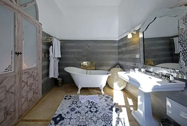 Superior Süit, 1 Yatak Odası, Banyolu/Duşlu, Avlu