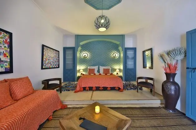 Superior Üç Kişilik Oda, Banyolu/Duşlu, Avlu