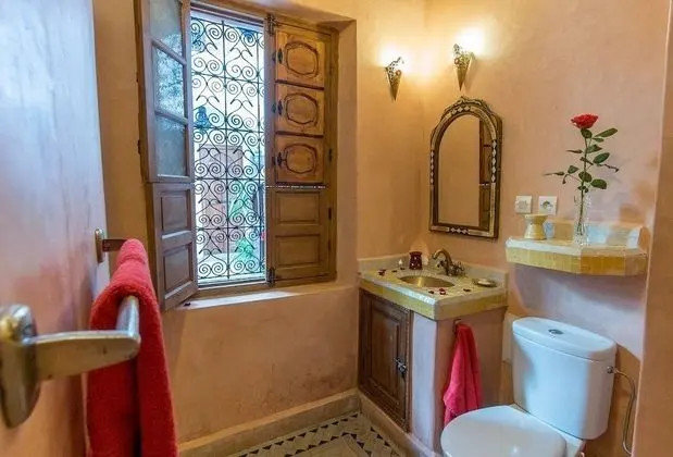 Standard Tek Büyük veya İki Ayrı Yataklı Oda