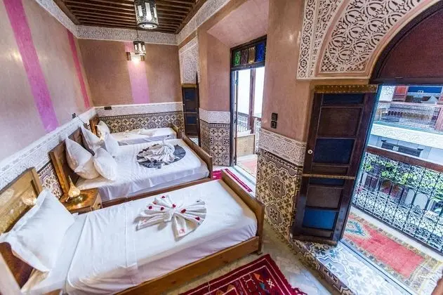 Deluxe Dört Kişilik Oda