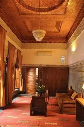Süit (El R´Bab)
