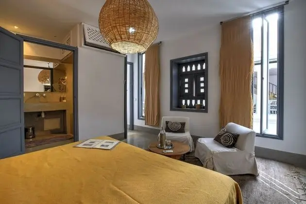 Standard Tek Büyük Yataklı Oda