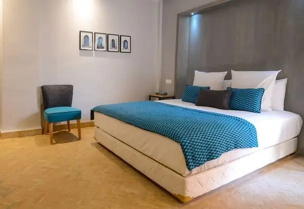 Deluxe Oda, 1 Büyük (Queen) Boy Yatak