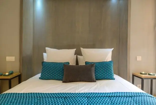 Deluxe Oda, 1 Büyük (Queen) Boy Yatak