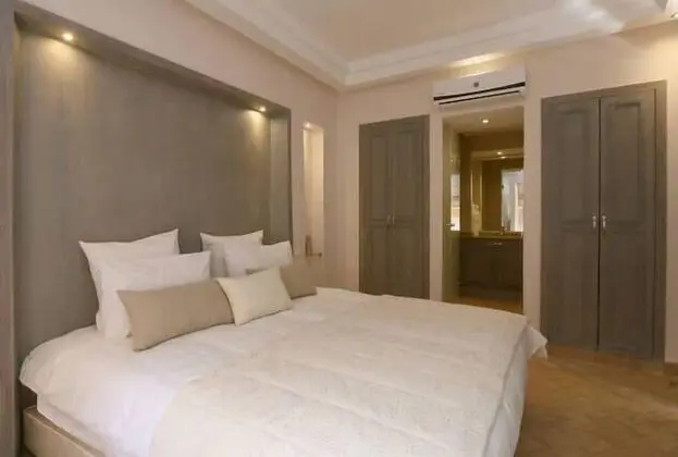 Deluxe Oda, 1 Büyük (Queen) Boy Yatak