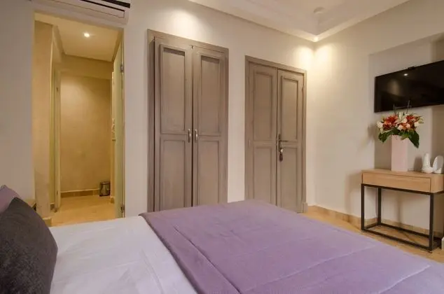 Superior Oda, 1 Büyük (Queen) Boy Yatak