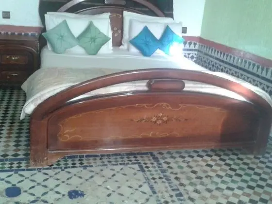 Basic Tek Büyük veya İki Ayrı Yataklı Oda, Banyolu/Duşlu (privée)