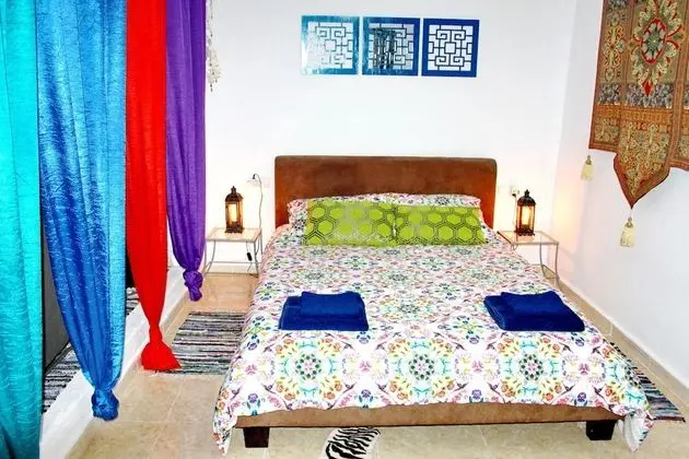 Üç Kişilik Oda, Bahçe Manzaralı