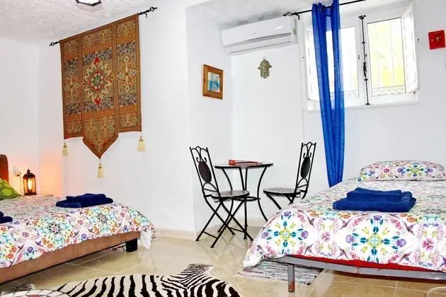 Üç Kişilik Oda, Bahçe Manzaralı