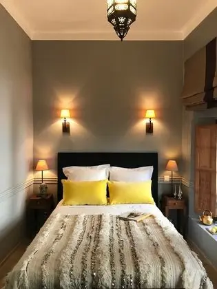 Classic Tek Büyük Yataklı Oda