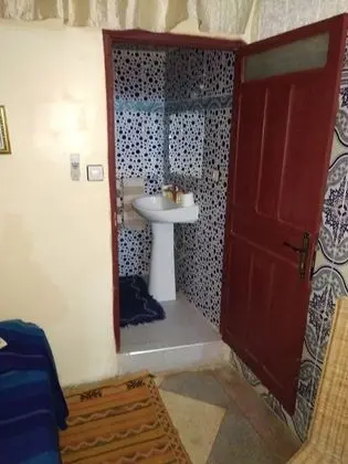 Standard Süit, Sigara İçilmez