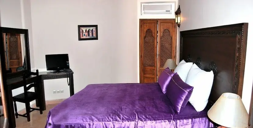 Standard Tek Büyük Yataklı Oda