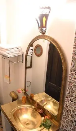 Deluxe Tek Büyük Yataklı Oda, Banyolu/Duşlu