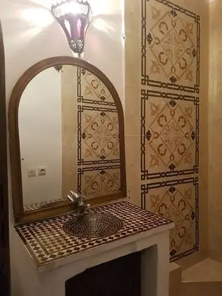 Deluxe Tek Büyük Yataklı Oda, Banyolu/Duşlu