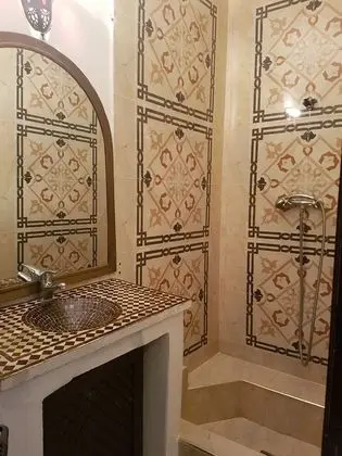 Deluxe Tek Büyük Yataklı Oda, Banyolu/Duşlu