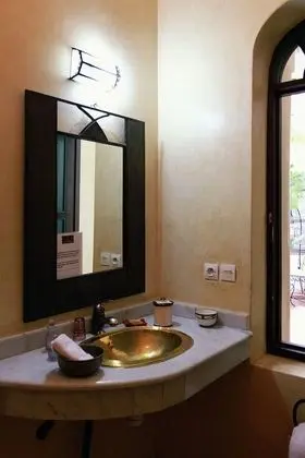 Tek Büyük Yataklı Oda (Bab Aguenaou)