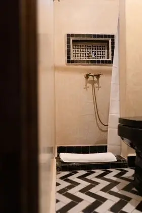 Economy Tek Büyük Yataklı Oda