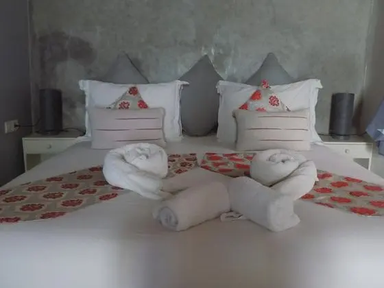 Comfort İki Ayrı Yataklı Oda, Veranda, Avlu Manzaralı (Alizee)