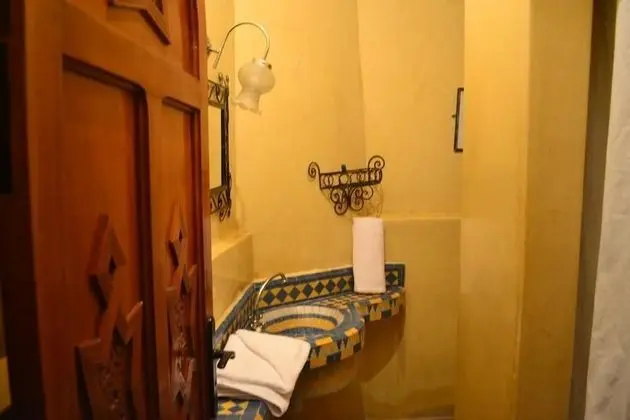 Üç Kişilik Oda