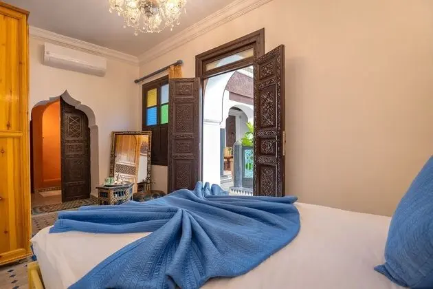 Basic Tek Büyük Yataklı Oda