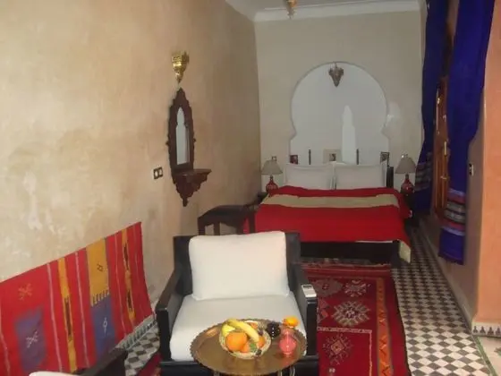 Üç Kişilik Oda (Marjana)