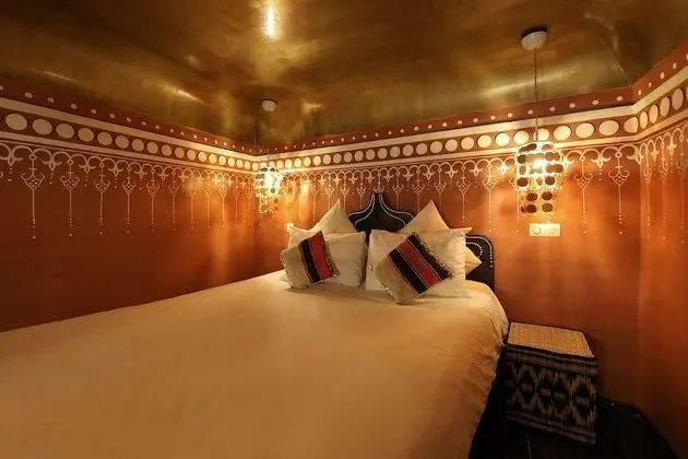 Superior Süit (Benares)