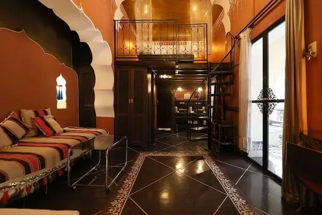 Superior Süit (Benares)