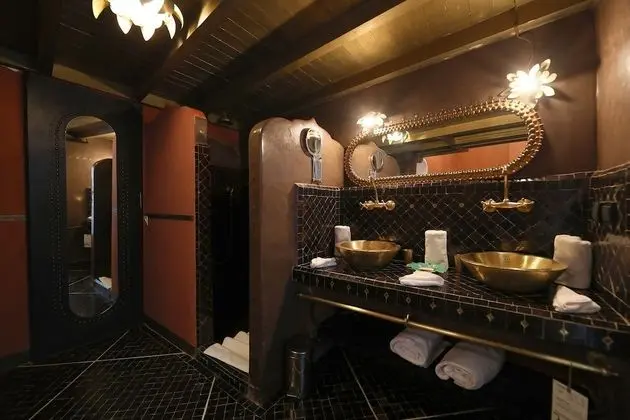 Superior Süit (Benares)