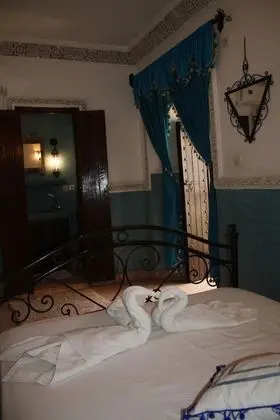 Tek Büyük Yataklı Oda, Zemin Kat