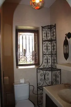 Tek Büyük Yataklı Oda, Zemin Kat