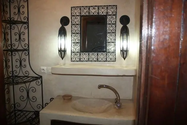 Tek Büyük Yataklı Oda, Zemin Kat