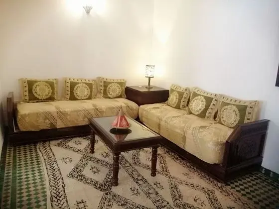 Traditional Üç Kişilik Oda (Orangerie)