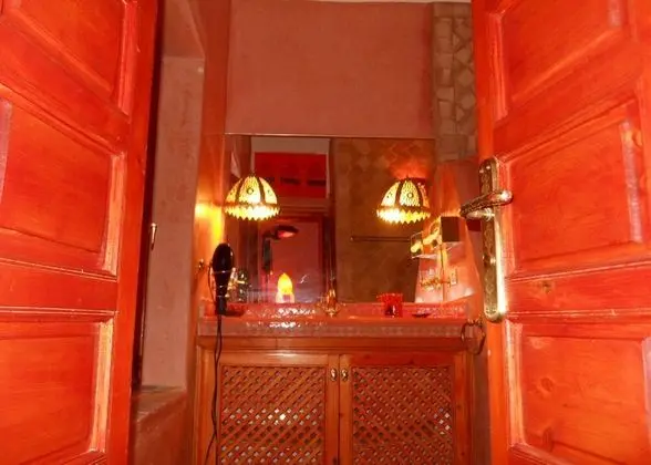 Tek Büyük Yataklı Oda, Sigara İçilmez (Orange)