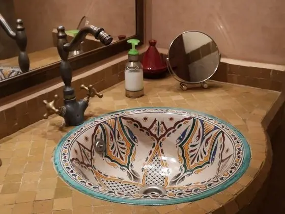 Standard Oda, Veranda (Amin)