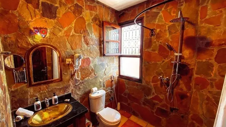 Panoramic Tek Büyük Yataklı Oda, 1 Çift Kişilik Yatak, Balkon, Bahçe Manzaralı